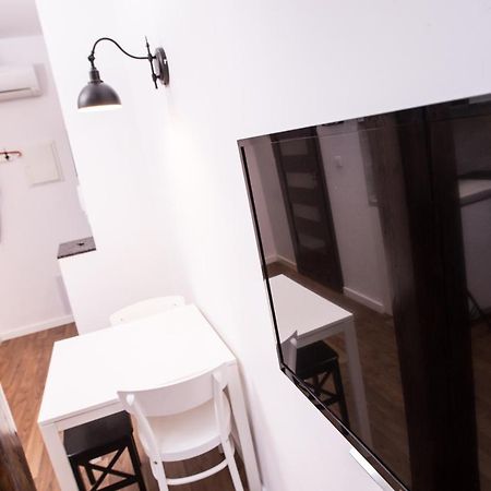 Mirror Apartments クラクフ エクステリア 写真