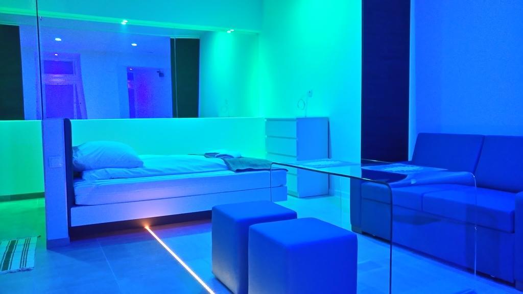 Mirror Apartments クラクフ エクステリア 写真