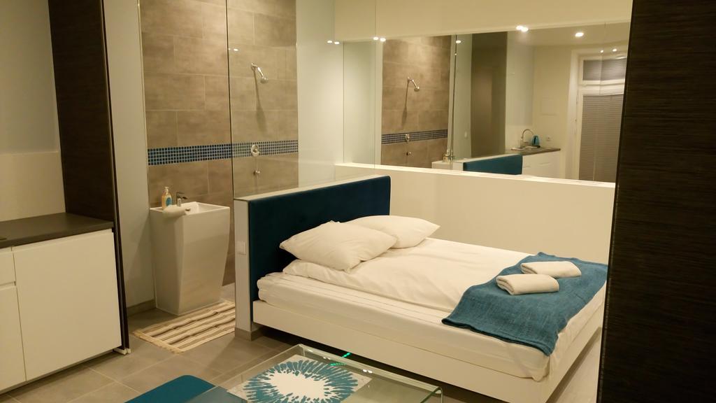 Mirror Apartments クラクフ エクステリア 写真