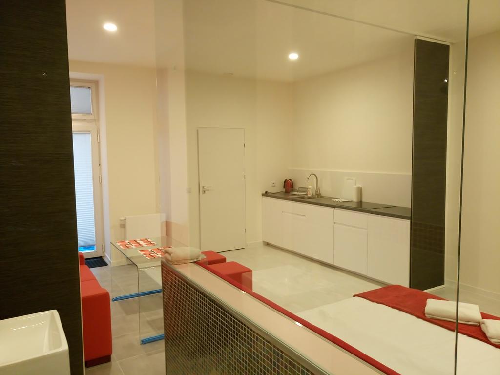 Mirror Apartments クラクフ エクステリア 写真